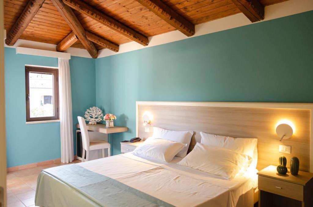 Costa Degli Dei Resort 梵蒂冈角 外观 照片